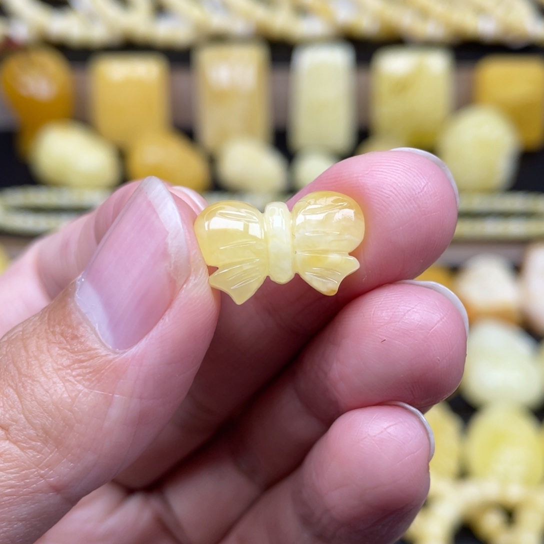 琥珀未镶嵌裸石琥珀蜜蜡