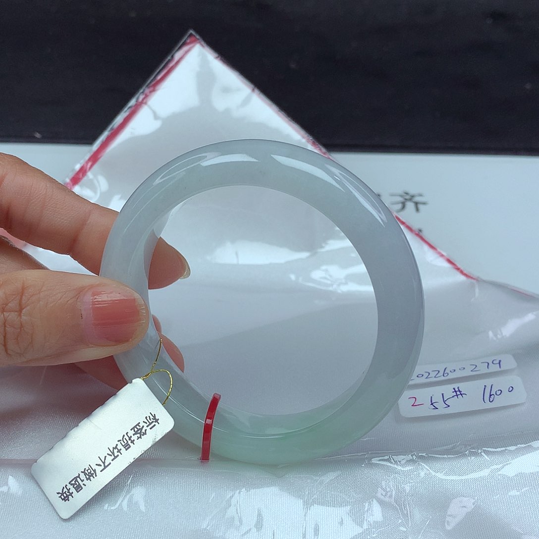 翡翠手镯未镶嵌55圈0279