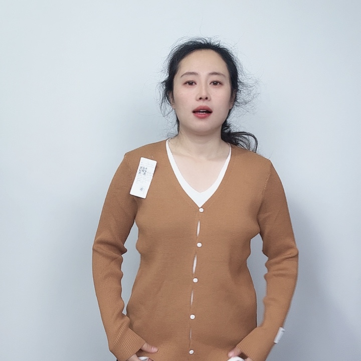 二林直播间就是宠粉毛衣