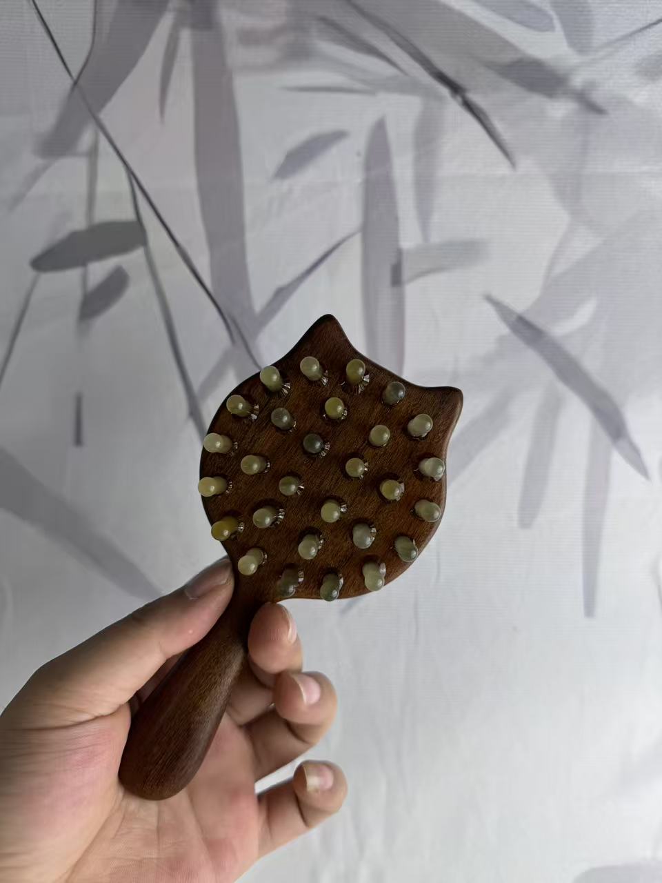 牛羊角手防静电头皮按摩梳头钉钉梳