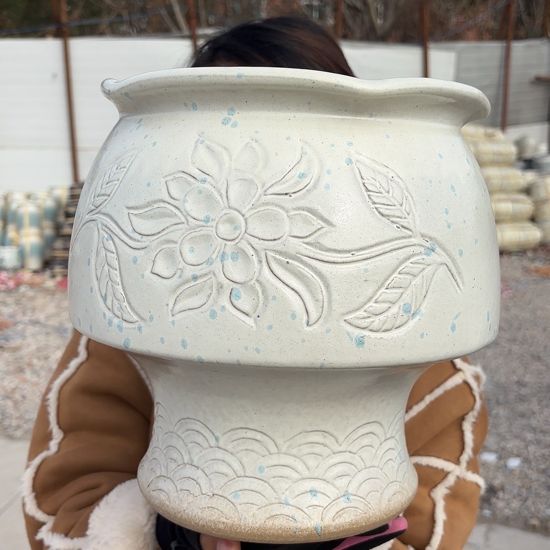 口径23高26一个白火锅