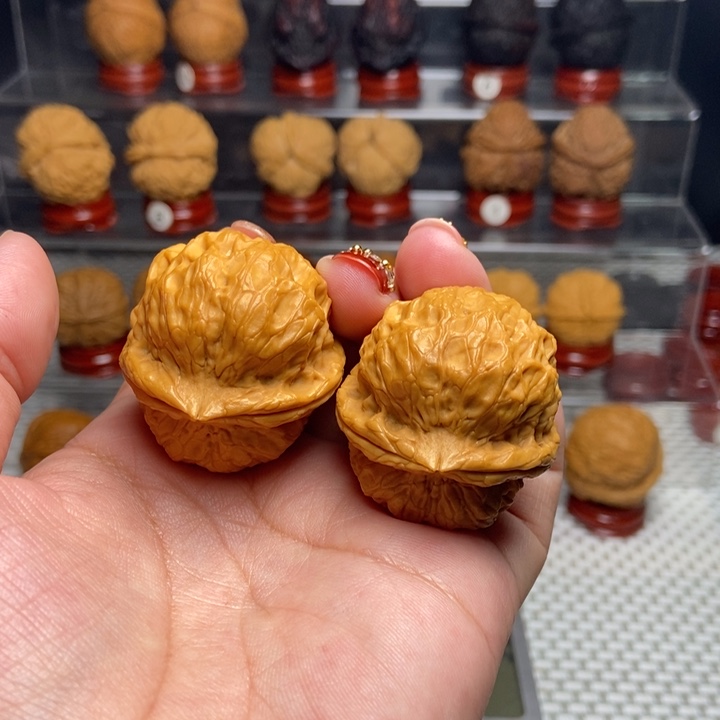 文玩核桃把件粗筋大铁锤37