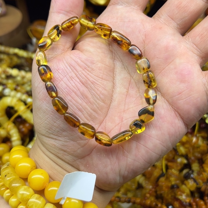 琥珀未镶嵌珠宝奇石