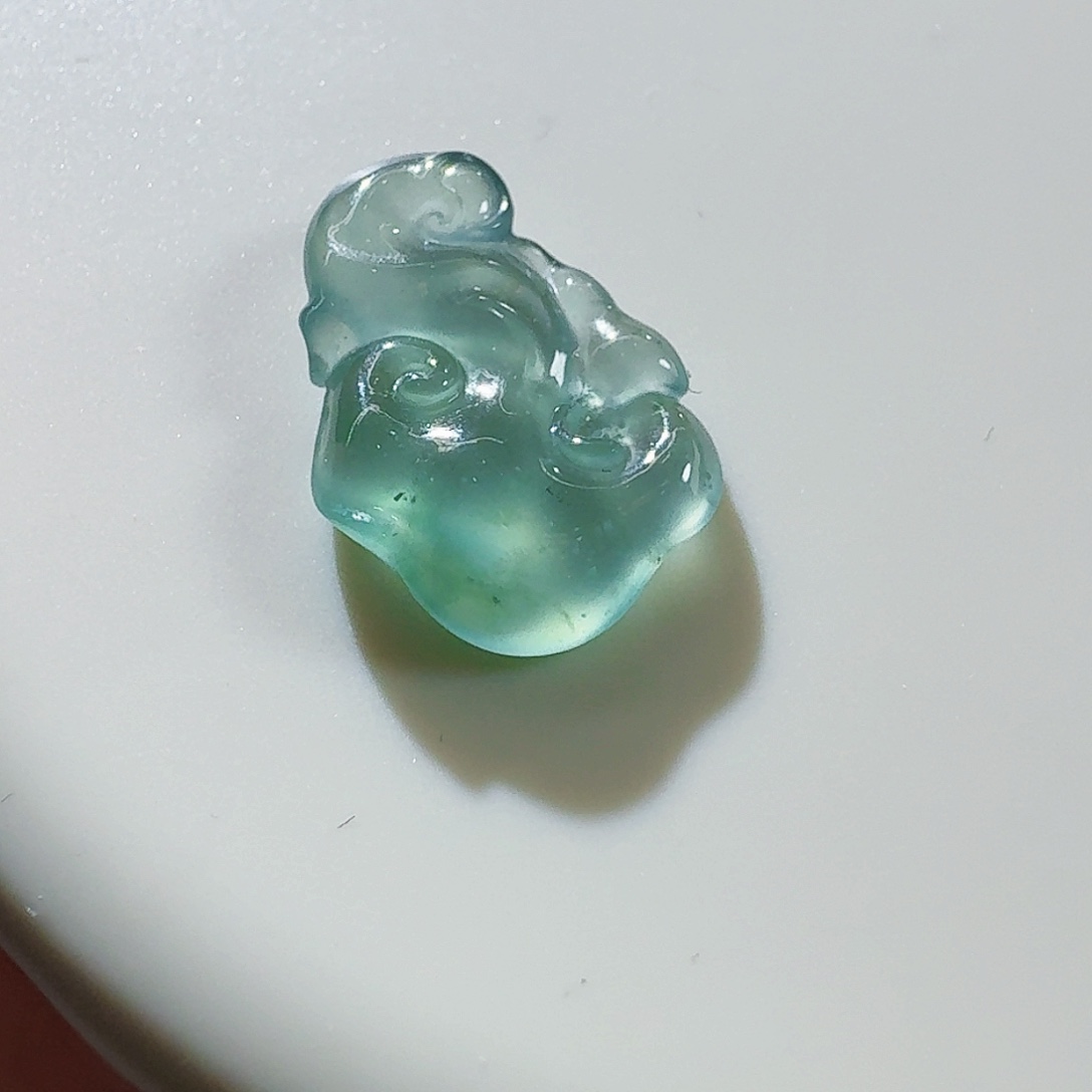 翡翠颈饰未镶嵌灵芝如意