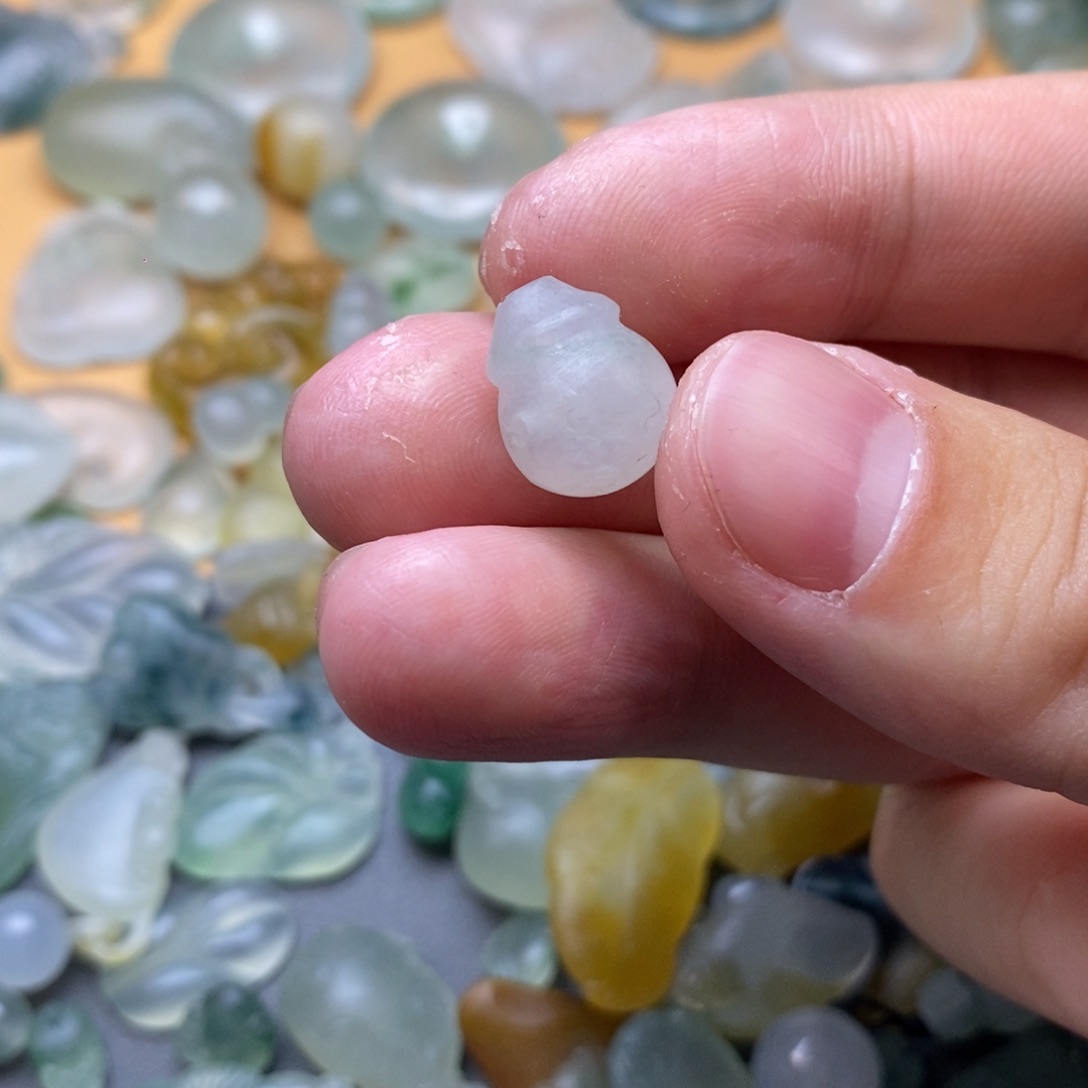 定制翡翠未镶嵌珠子