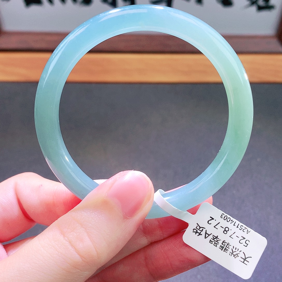 翡翠未镶嵌手镯天然翡翠
