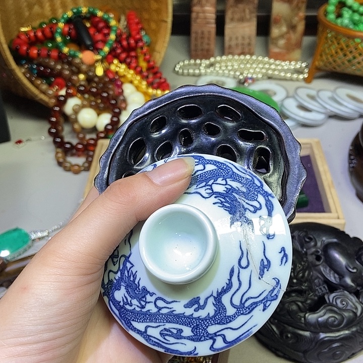 瓷片吃h哈哈哈哈哈哈哈哈