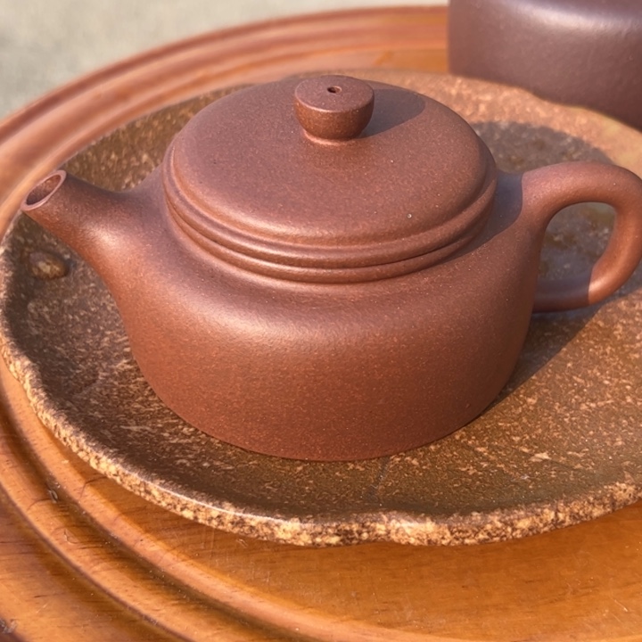 茶壶紫砂扁得中150c