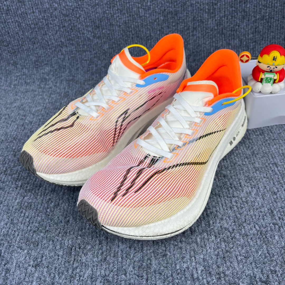 90新 MM6 42码 飞电4c 白橙 正品潮鞋/8468