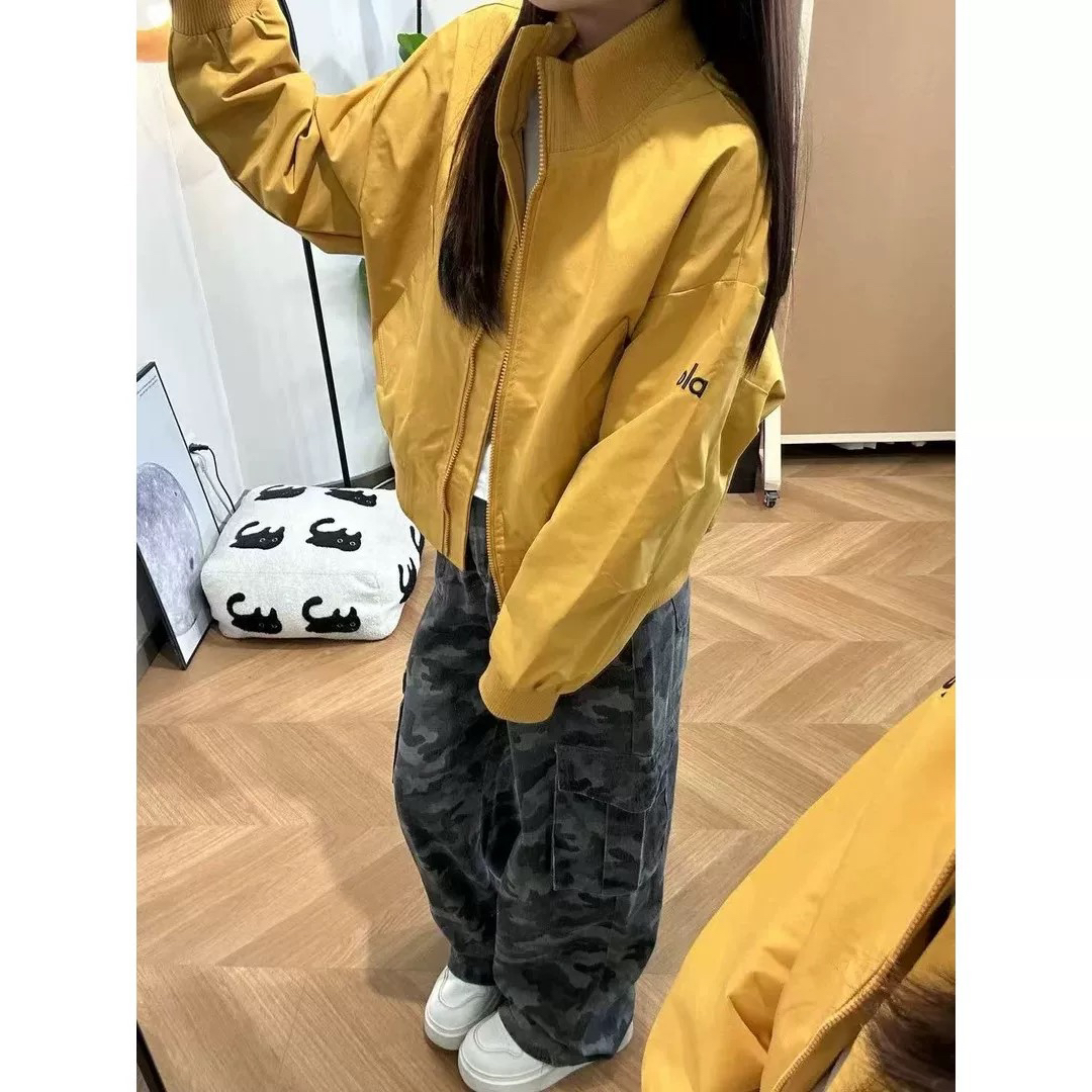 元元子专属秋季新哦复古黄色高级感立领宽松百搭棒球服外套