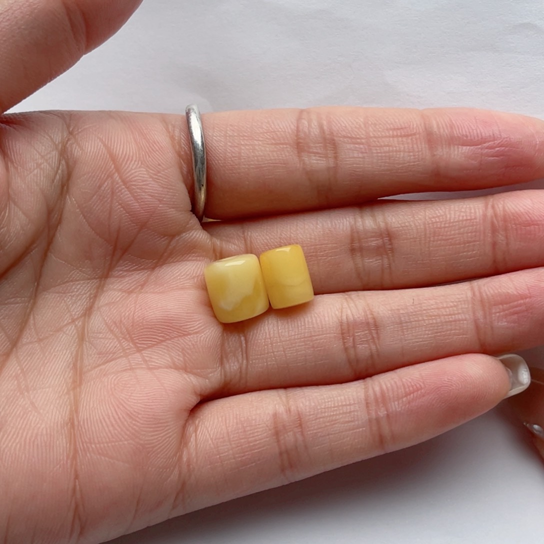 蜜蜡裸石未镶嵌H***菠蜜蜡微瑕桶珠 思思