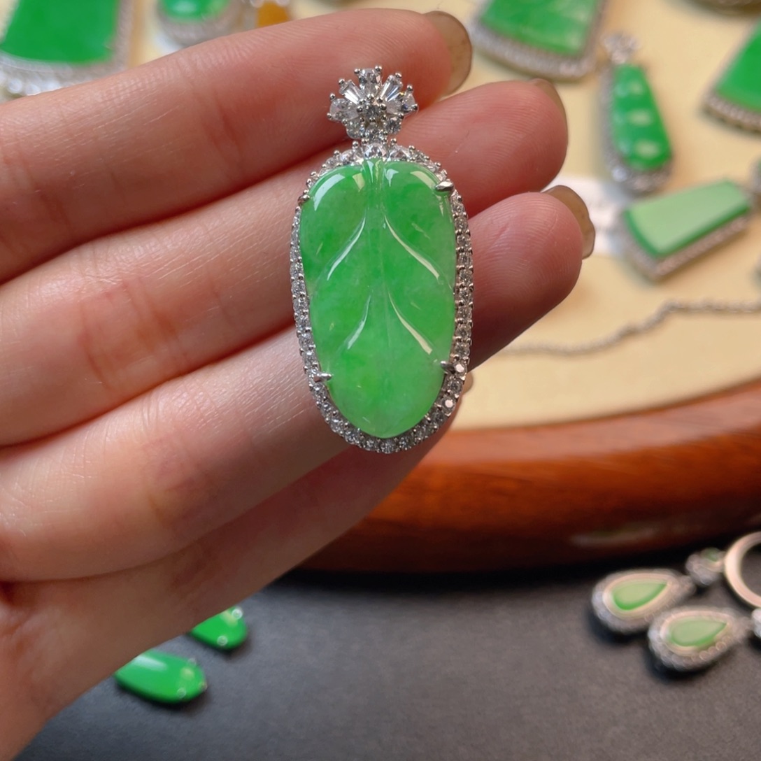 翡翠吊坠(不含链)银S925镶嵌