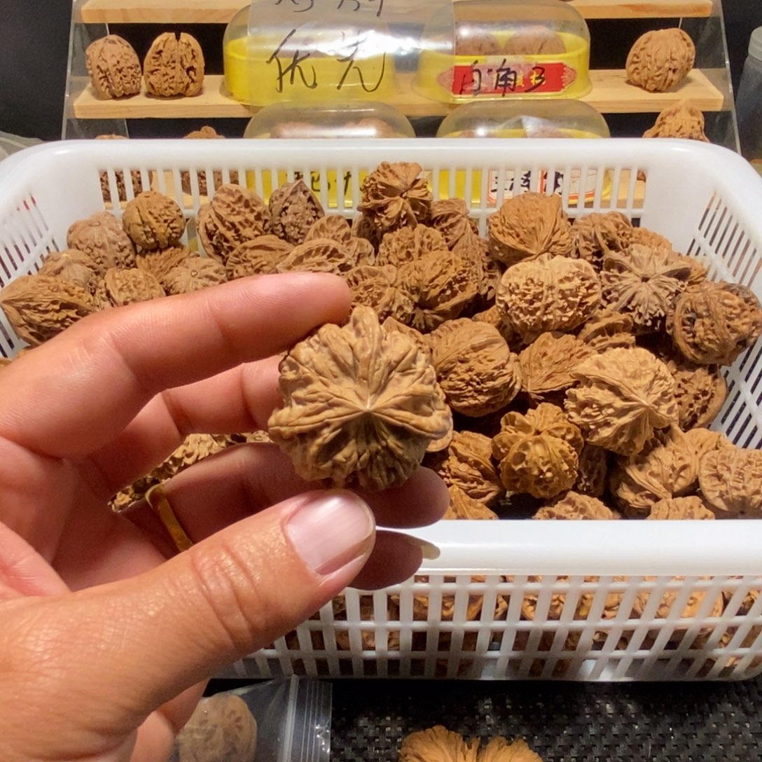****饭吊坠文玩核桃核桃异形