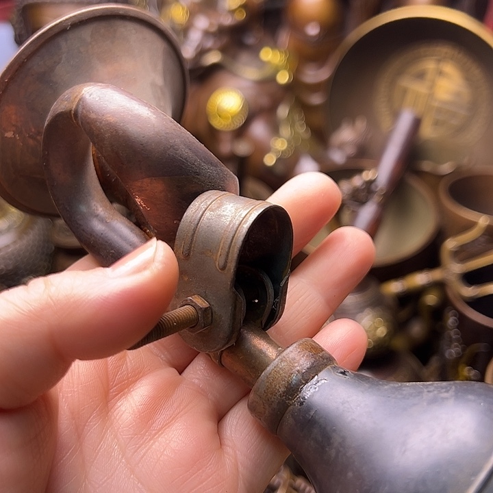 铜12235667888887656778