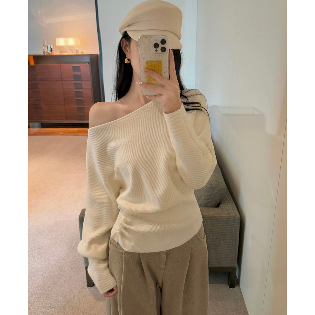 斜领设计感露肩长袖女秋季新款时髦个性褶皱收腰针织上衣#9803
