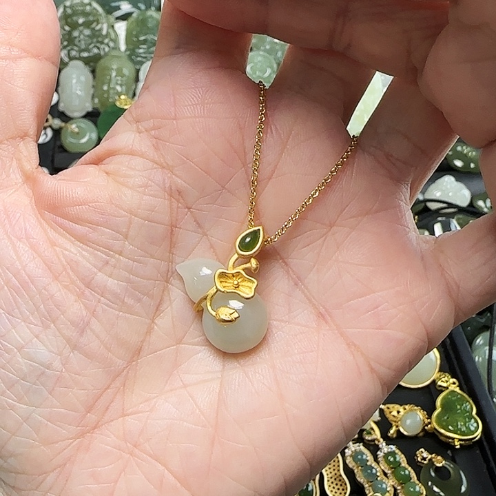 颈饰银S925镶嵌和田玉