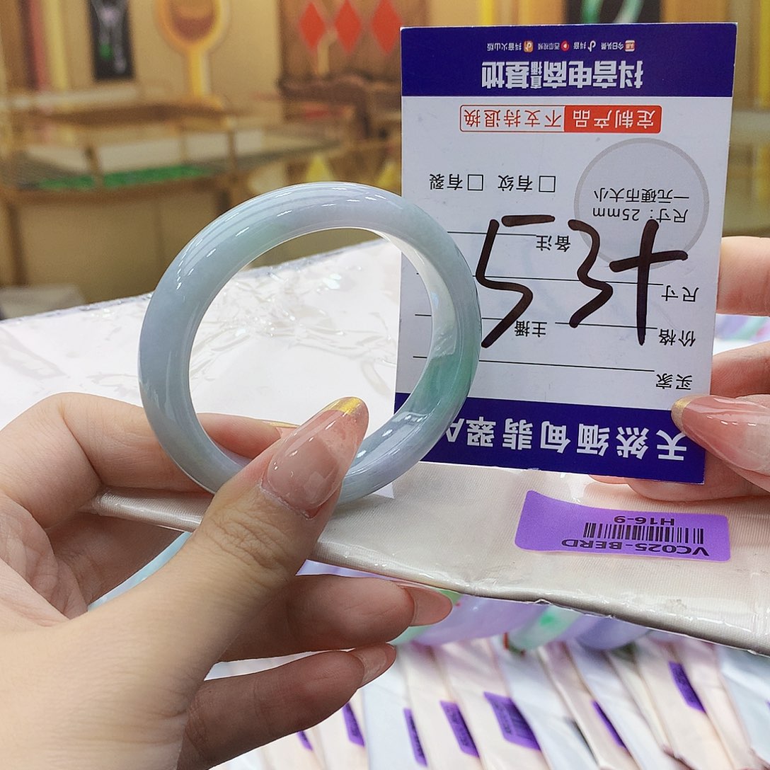 未镶嵌手镯翡翠000……