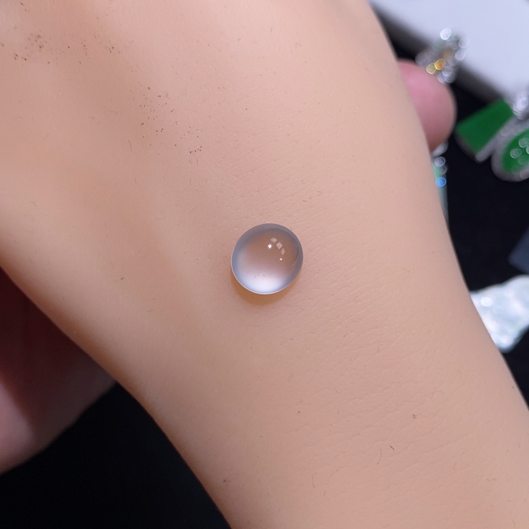 翡翠裸石正****…白冰蛋面1个