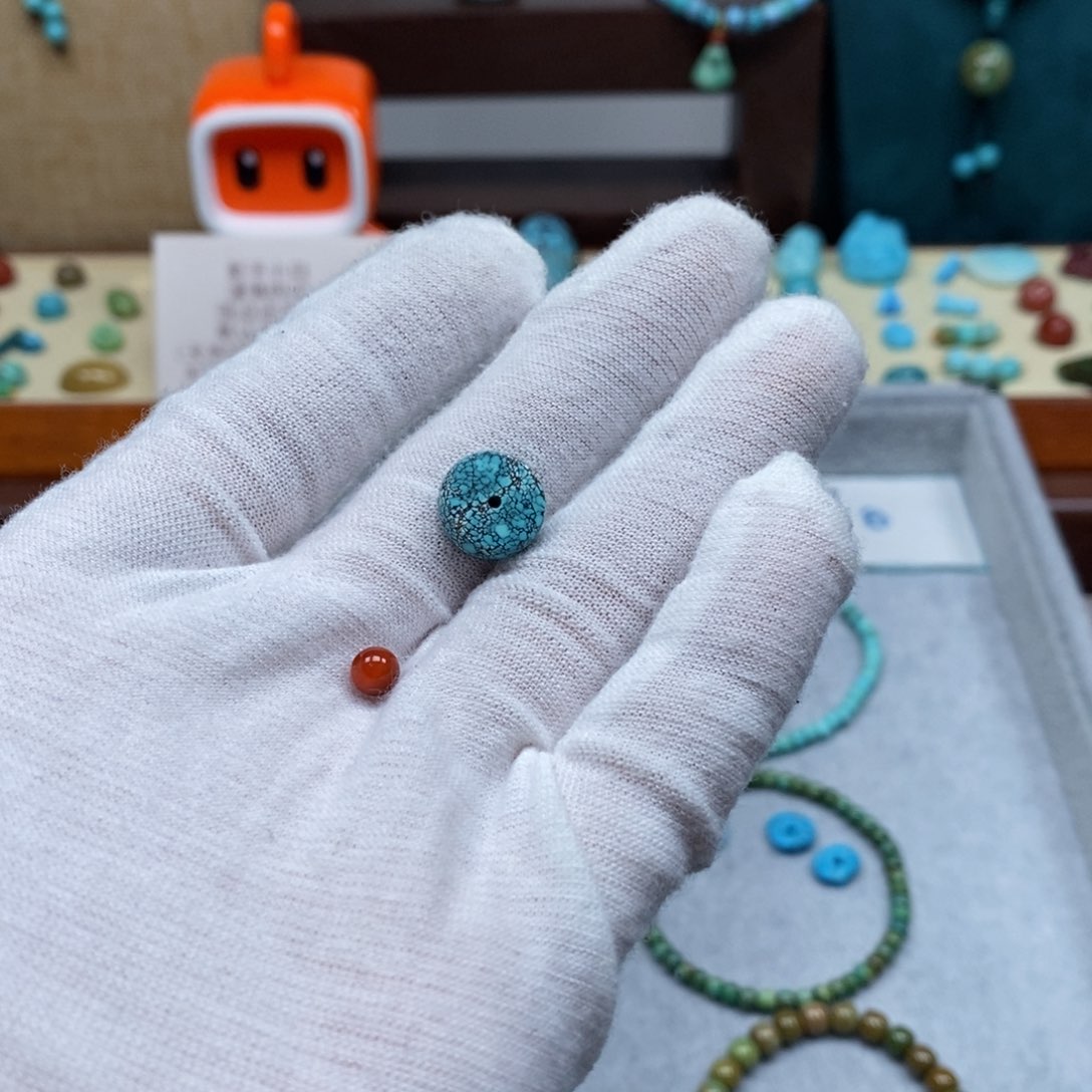 未镶嵌配饰南红玛瑙