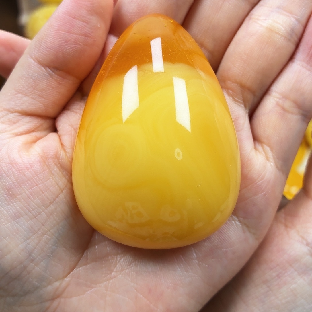 蜜蜡未镶嵌颈饰焦皮意境感水滴