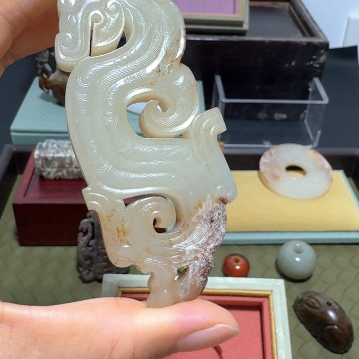 p***H颈饰未镶嵌和田玉