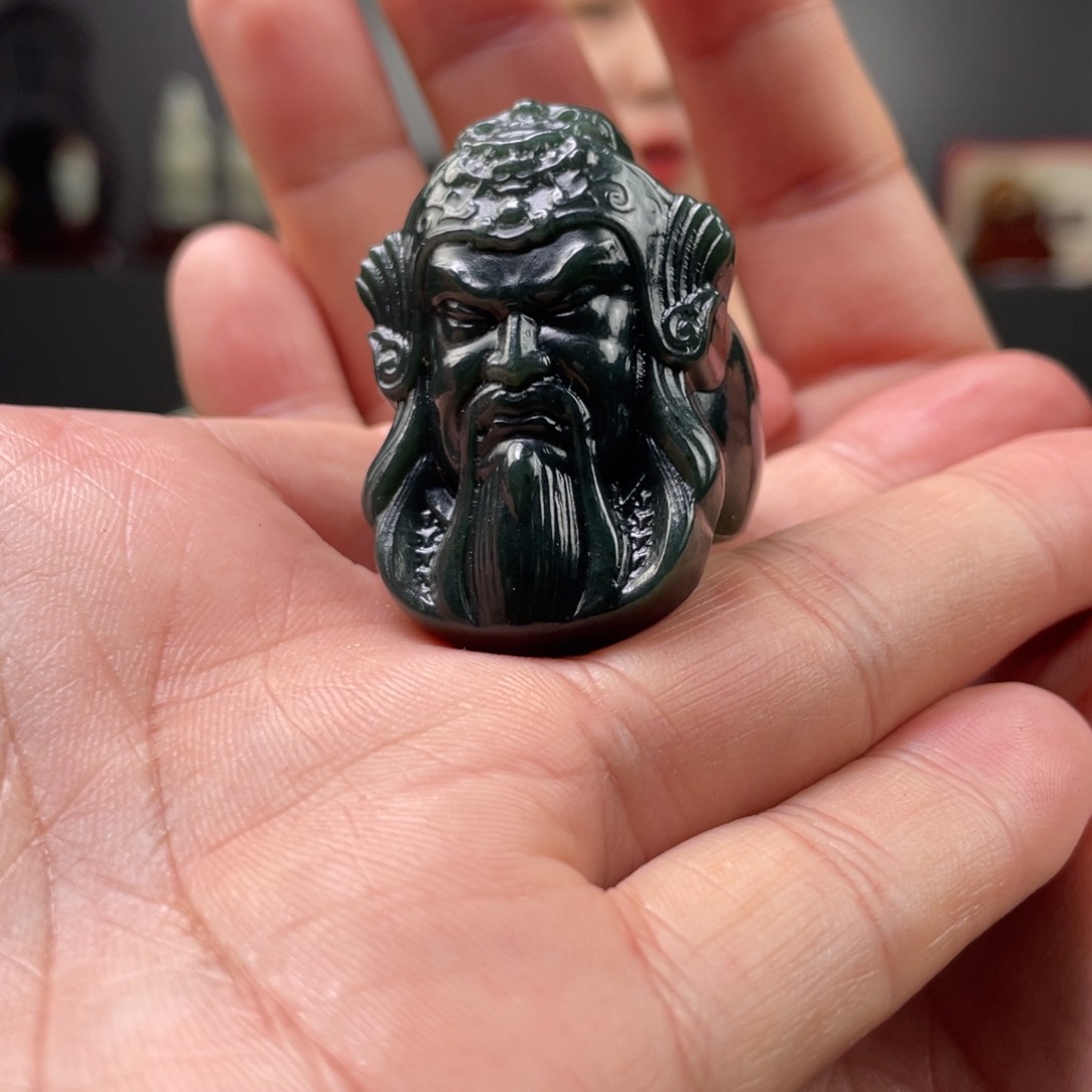 未镶嵌和田玉把件