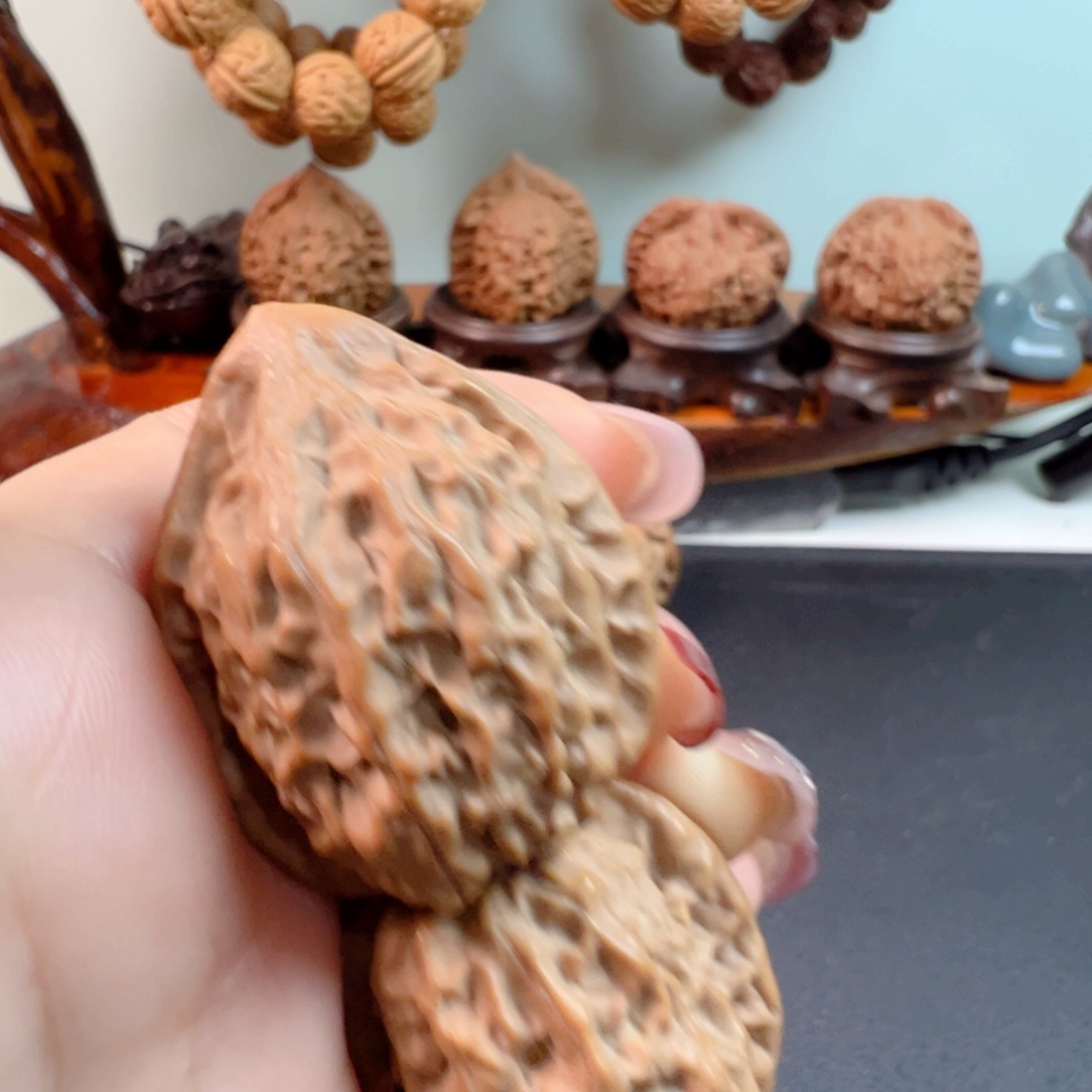 文玩核桃把件鸡心手把件