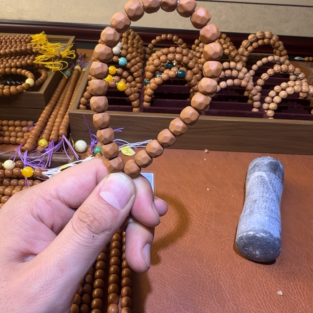 你***条猴头核桃手串奶酪