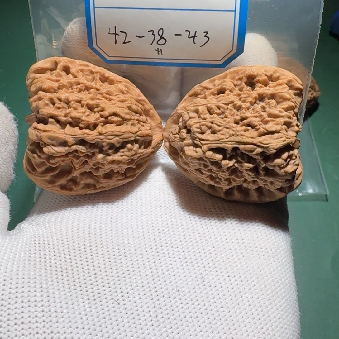 辞***丿文玩核桃吊坠78号南疆hs