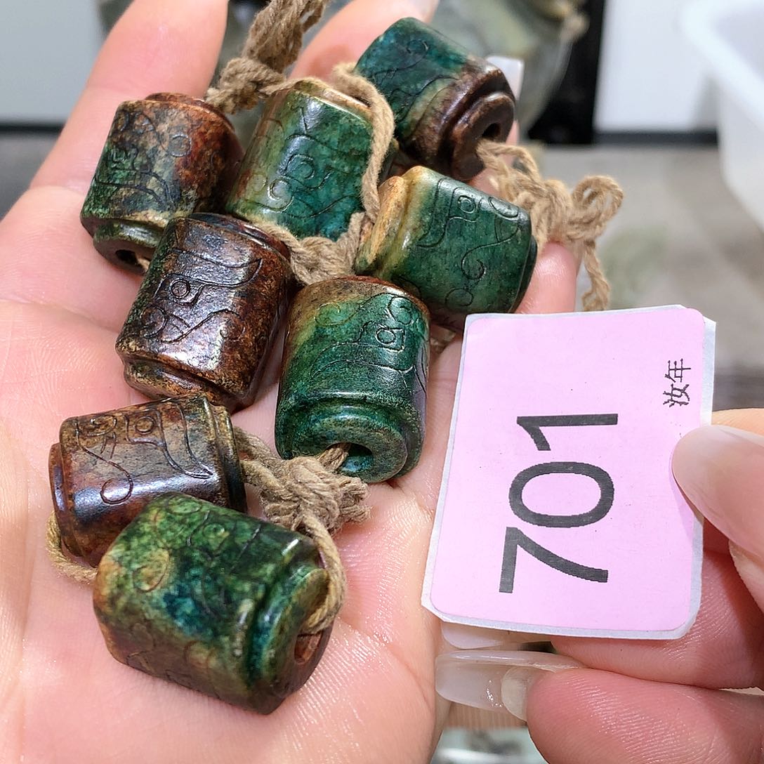 和田玉未镶嵌颈饰阿*