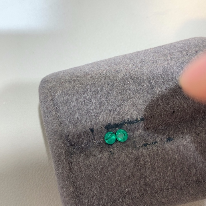 祖母绿裸石未镶嵌妹*吖0.605克拉