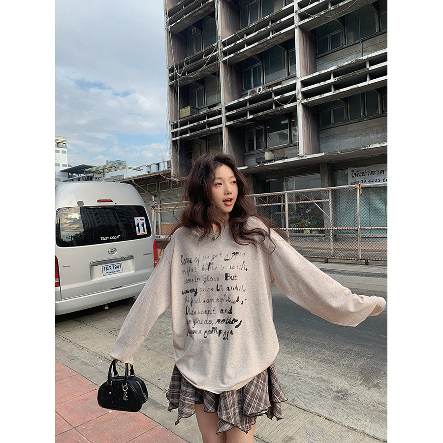 张贝贝 匿名情书 复古字母晕染印花长袖T 手工毛边