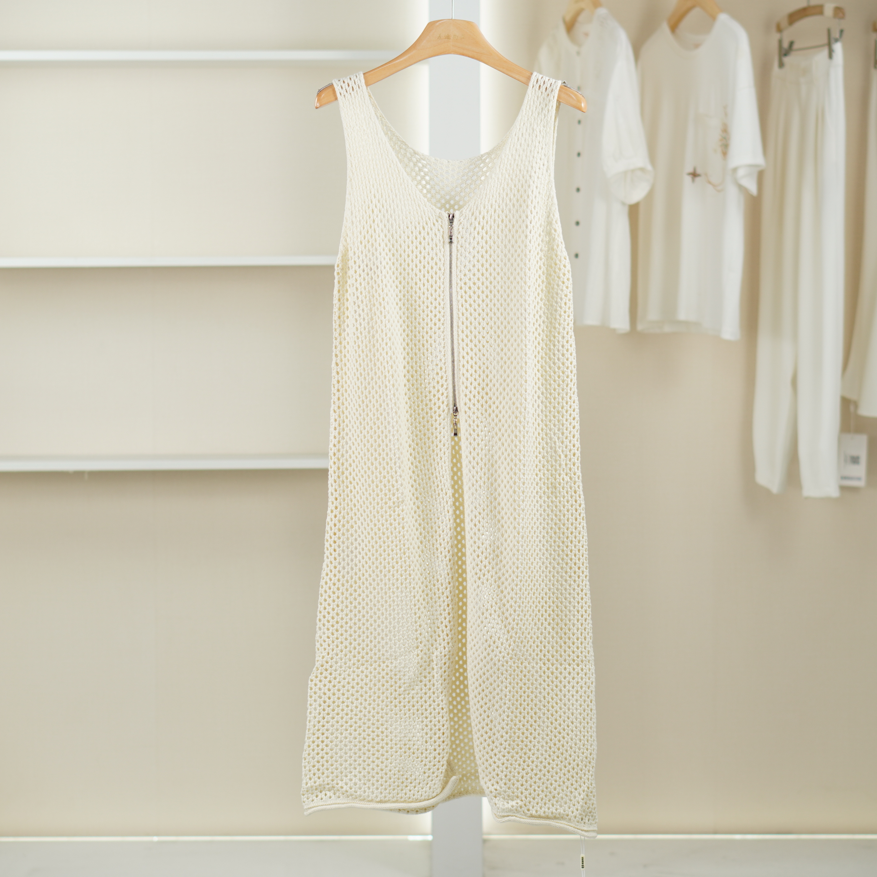 【麦迪尚品·品牌新款】 3102098 春秋时尚针织背心连衣裙