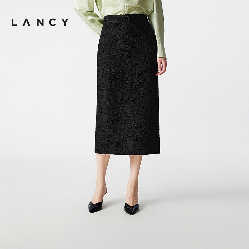 LANCY/朗姿2025冬季新款新中式羊毛提花盘扣直筒裙气质黑色半身裙