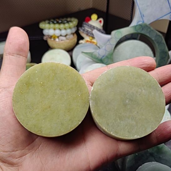 翡翠裸石缅甸翡翠