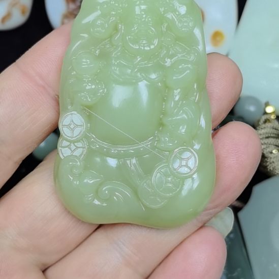 暖***砚和田玉未镶嵌颈饰