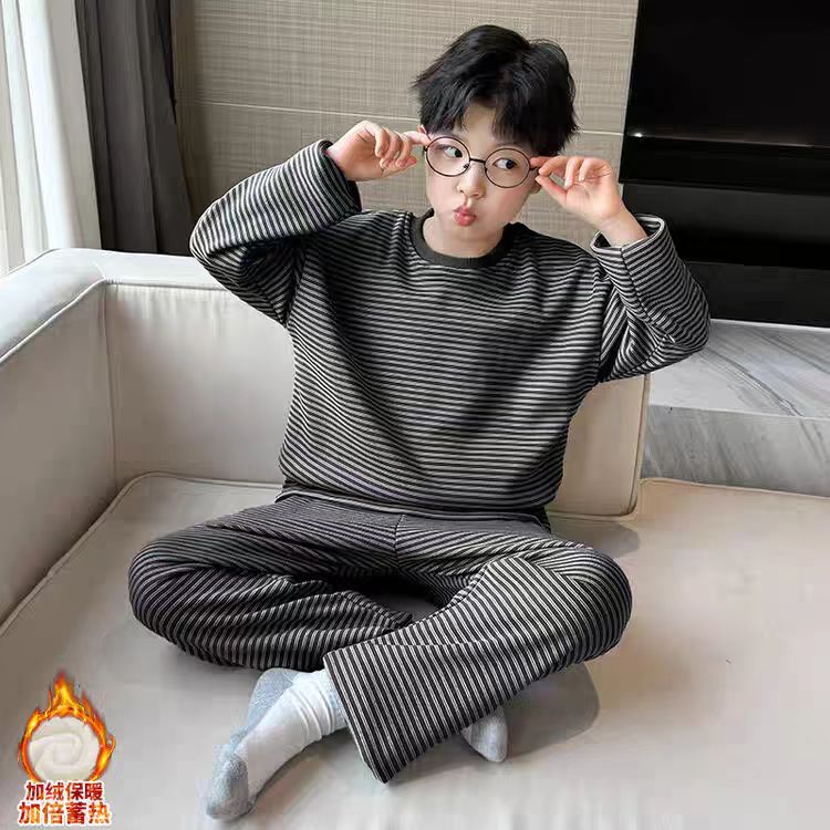 174       儿童加绒加厚双面绒保暖套装冬季