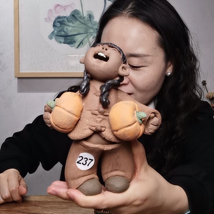 粗砂羲娲娃系列作品抱双瓜女娃