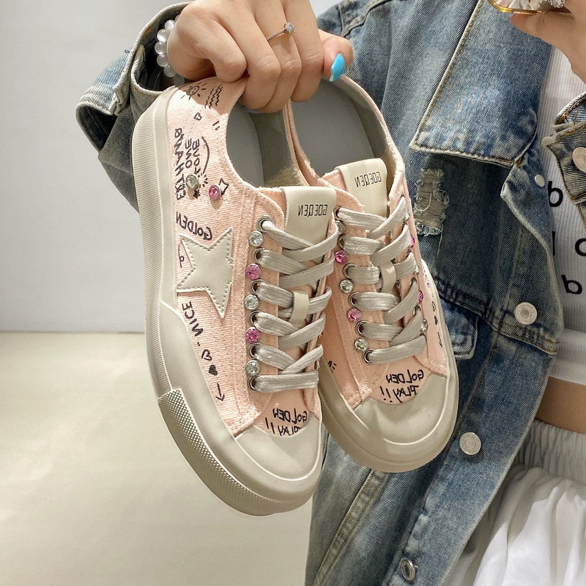 2025春夏新款脏脏帆布鞋星星涂鸦铆钉百搭女时尚潮流运动帆布鞋