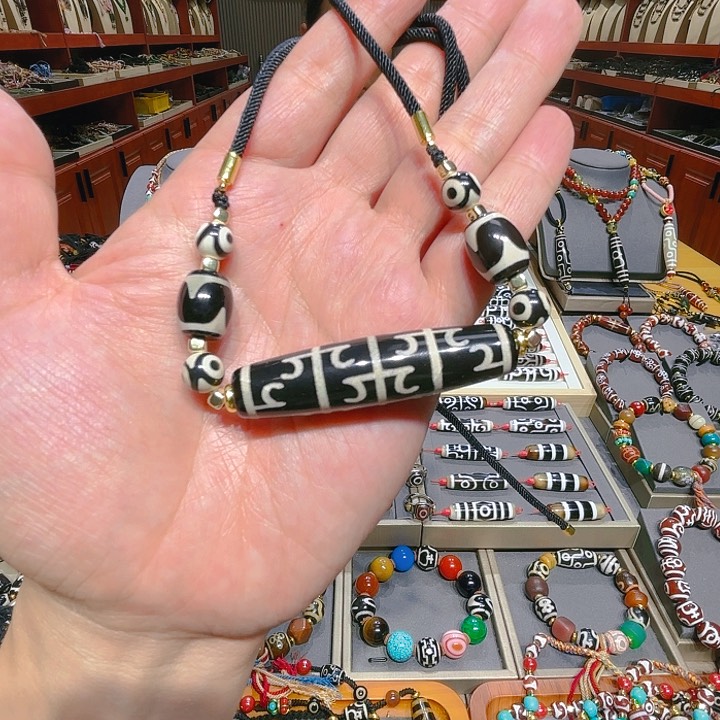 未镶嵌玛瑙/玉髓珠宝奇石