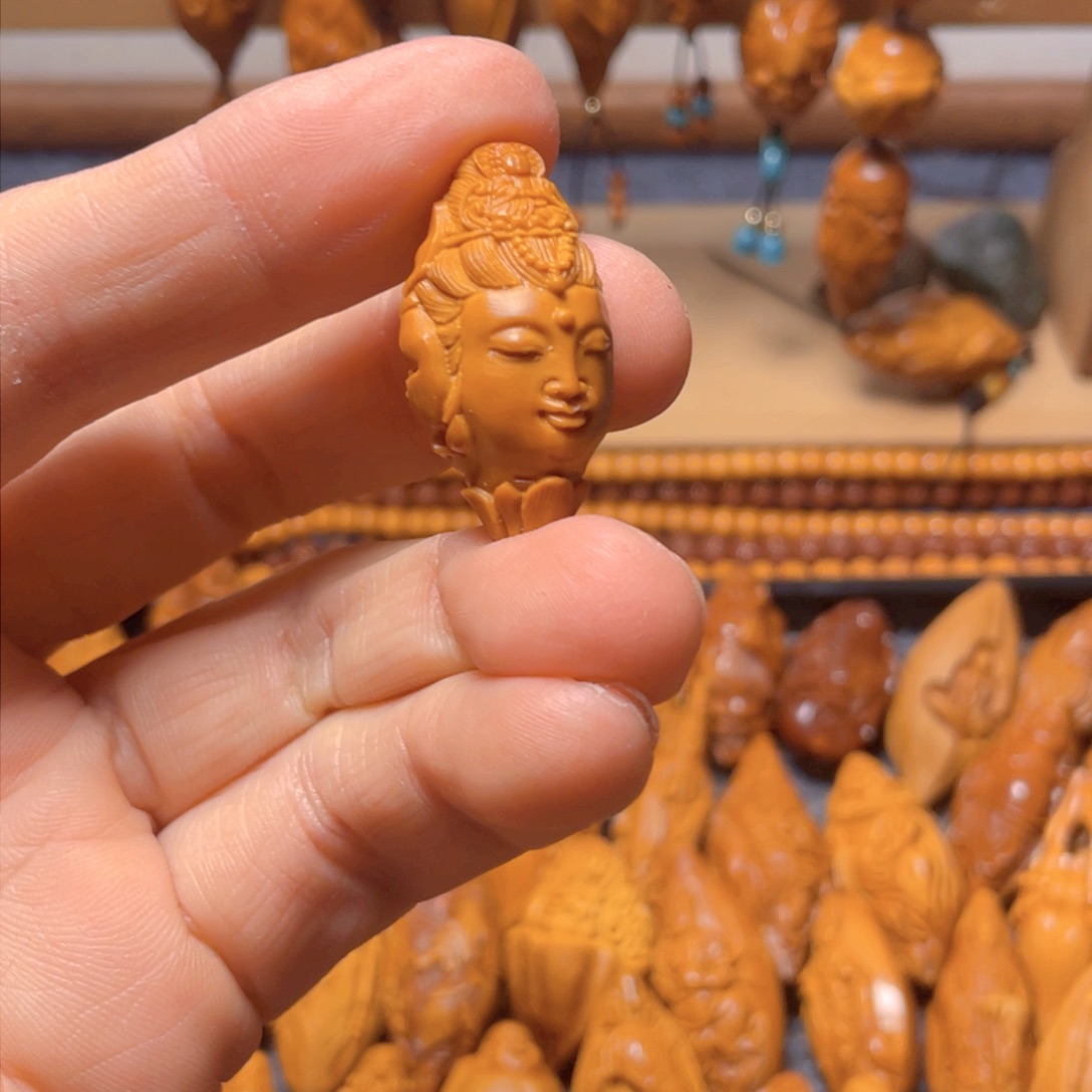 橄榄核吊坠观音头像