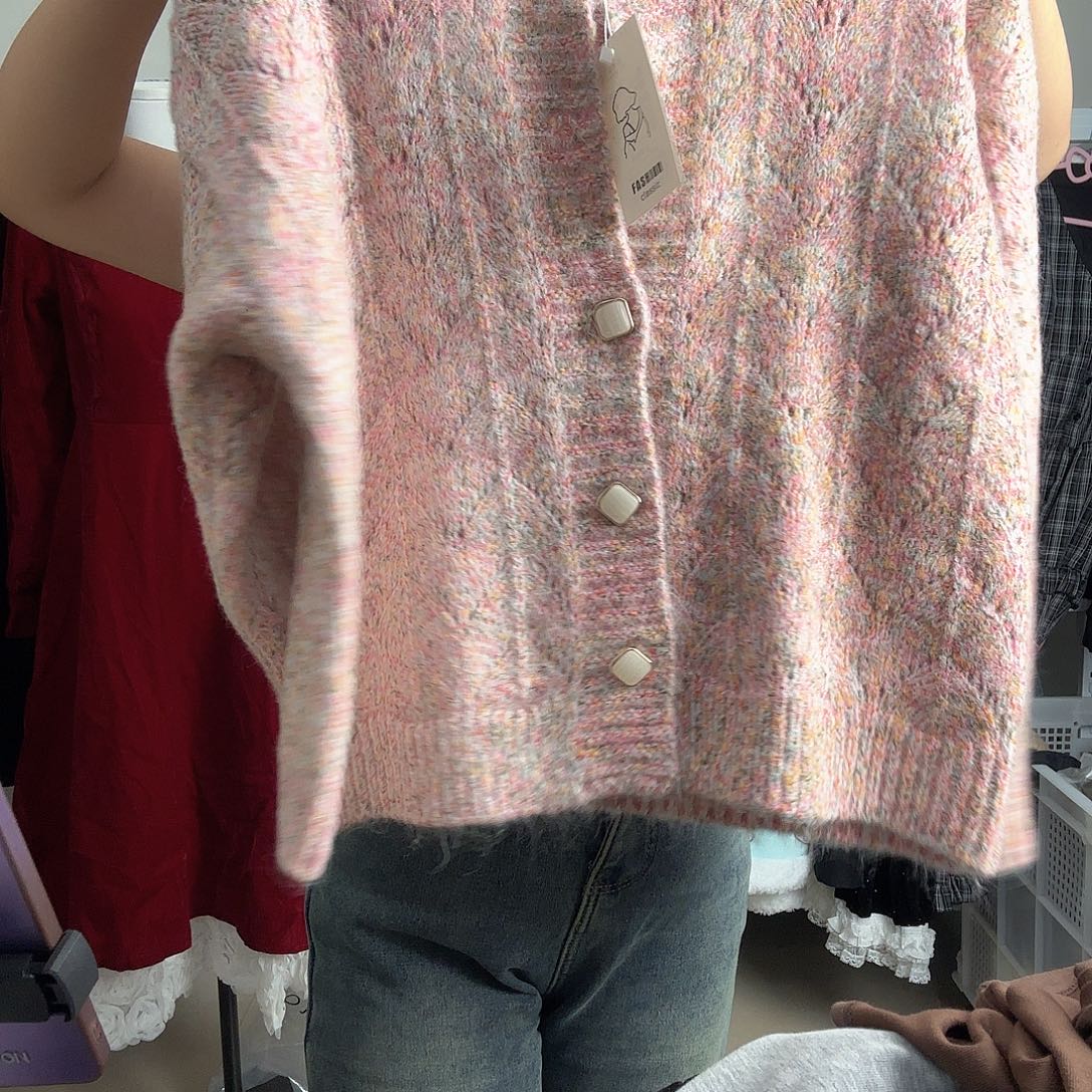 没***9红粉色针织开衫精致扣子