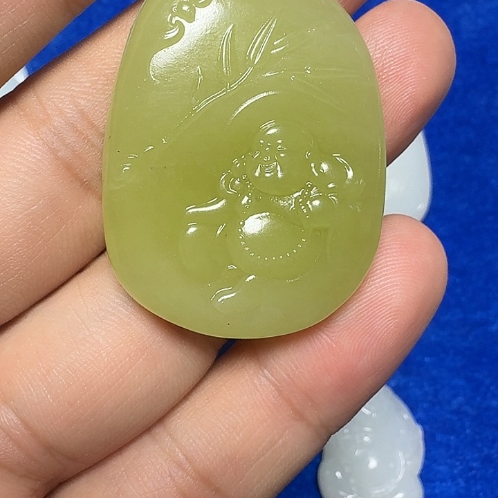 和田玉未镶嵌吊坠(不含链)