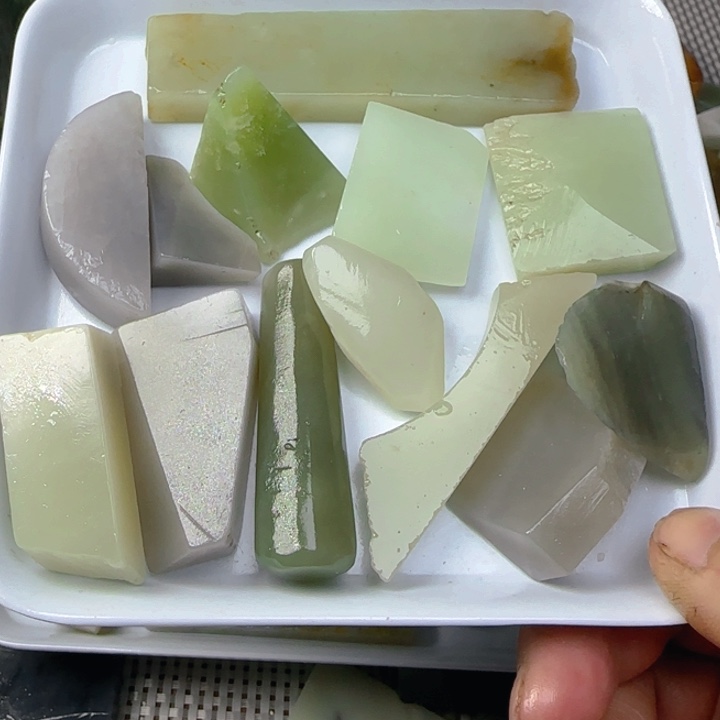 未镶嵌和田玉珠宝半成品