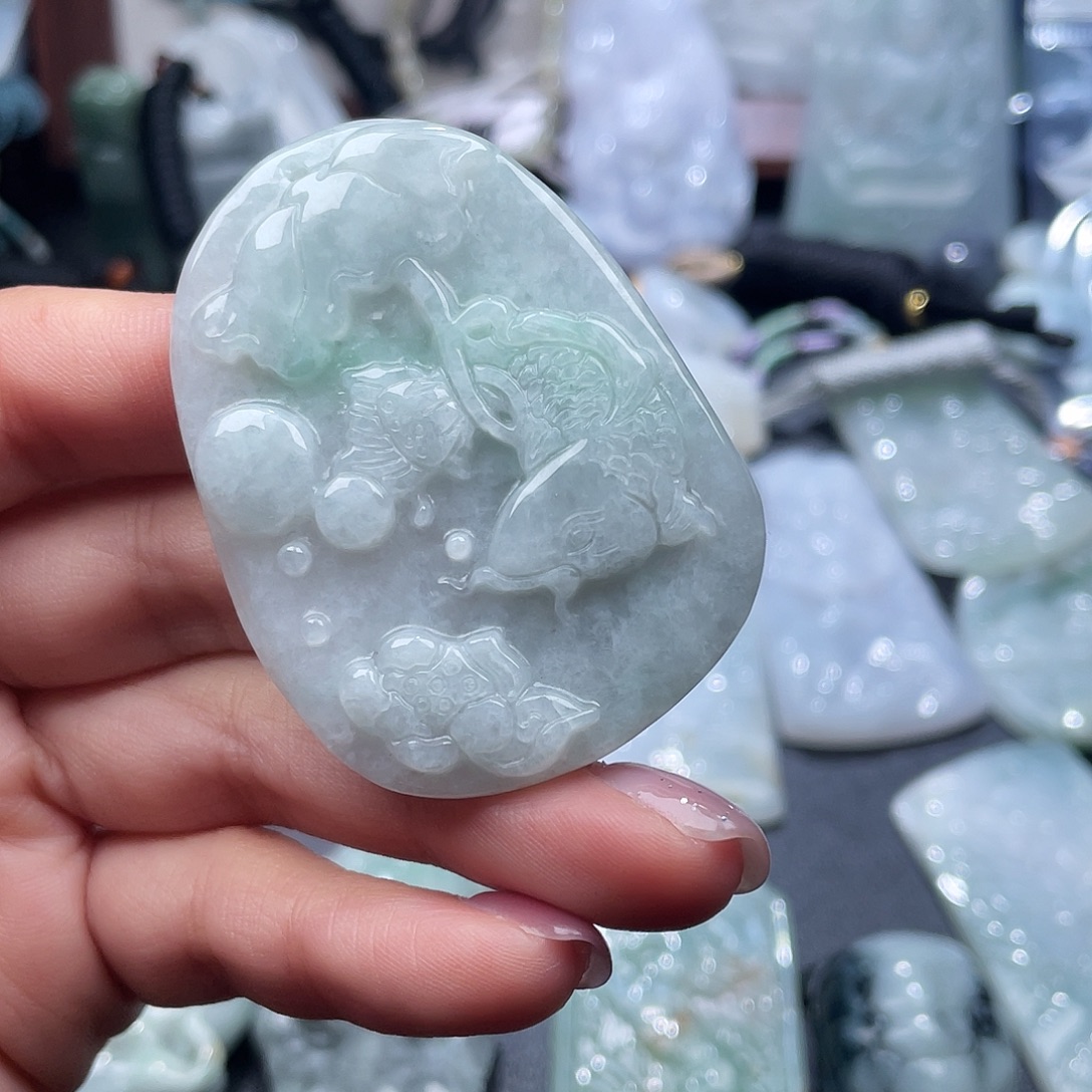 翡翠未镶嵌颈饰翡翠