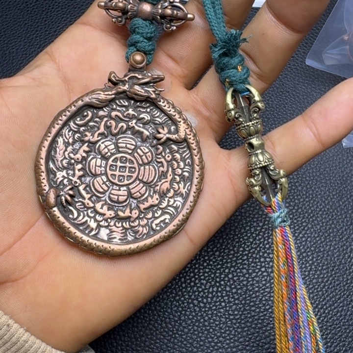 乔***爸泥塑藏式风格九宫格..
