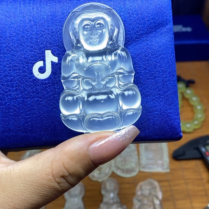 【闪购商品】蛇纹石玉颈饰未镶嵌