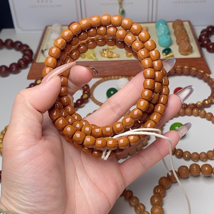 陈***芳吊坠猴头核桃精品