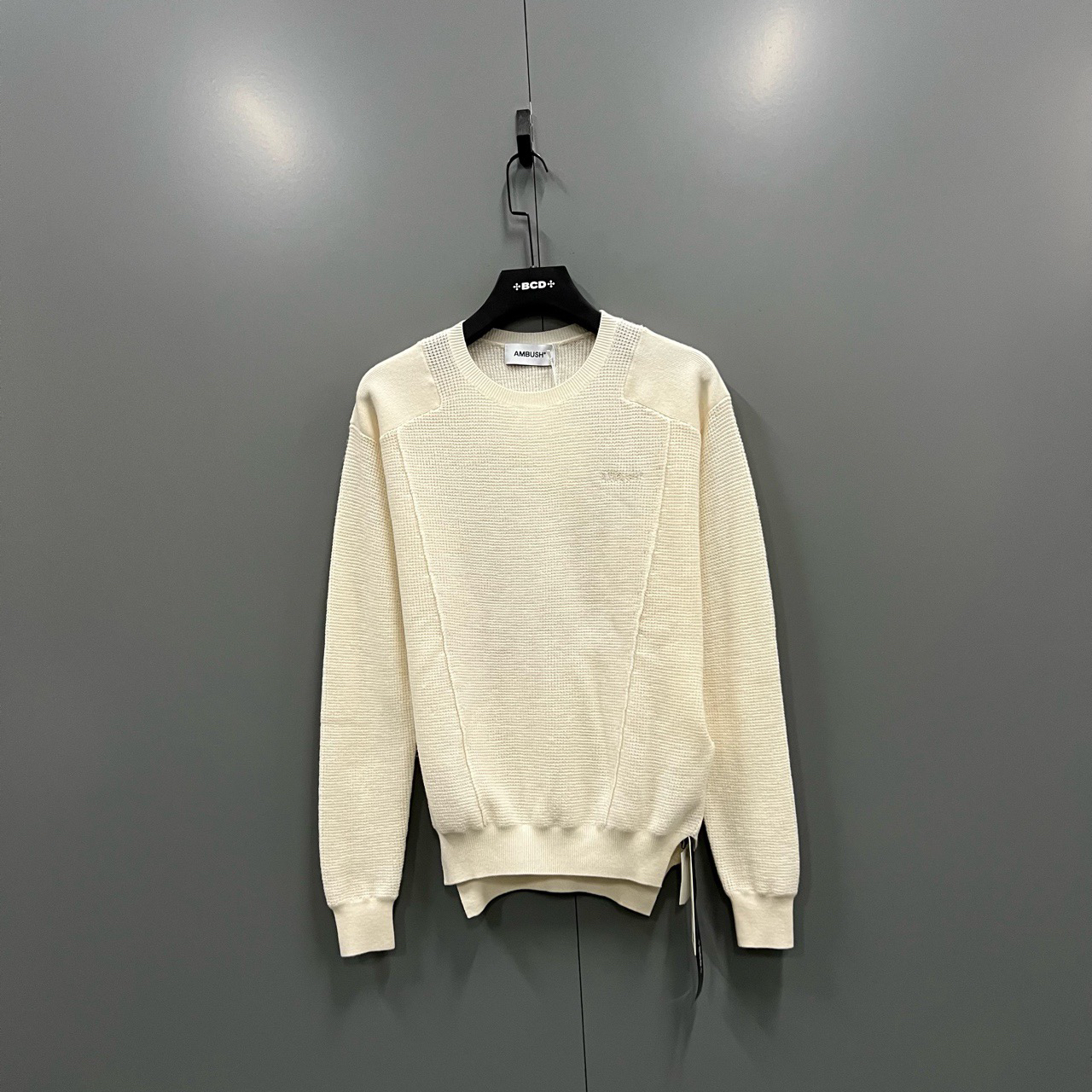 全新未使用 AMBUSH （jp）301米白色刺绣针织衫 1码