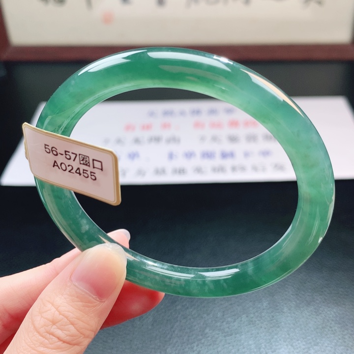 翡翠未镶嵌手镯翡翠手镯117